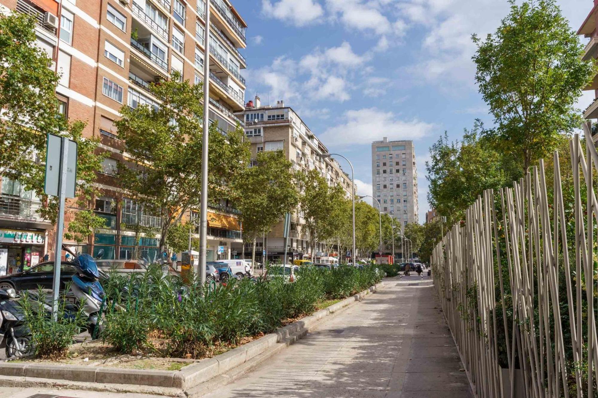 Limehome Madrid Calle De Juan Hurtado De Mendoza Exterior photo